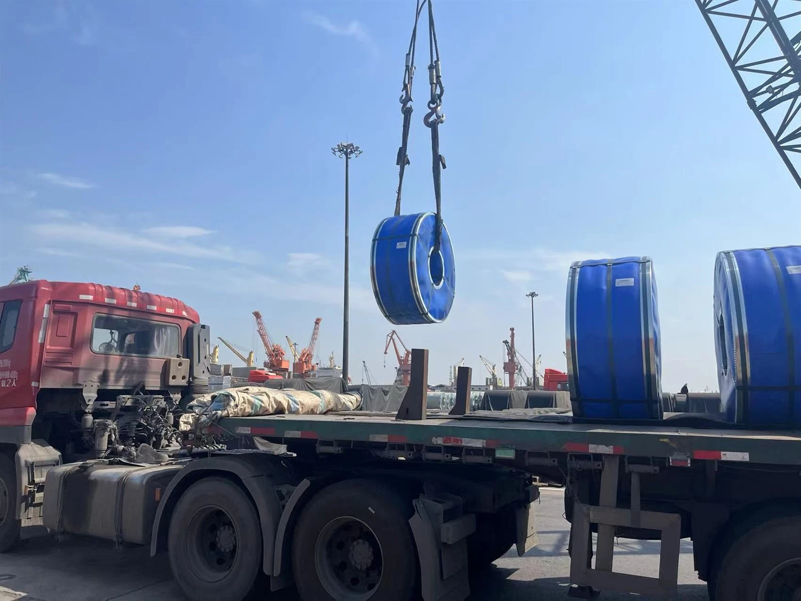 Galvanized coil hoisting Galvanized coil hoisting